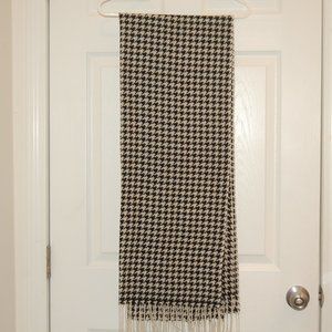 Black & White Hounds Tooth Long Scarf With Fringe - No Tags